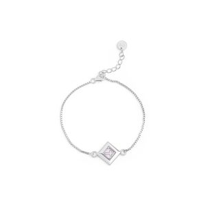 The “Heritage Bracelet” for Women with a Bible Chip – The Perfect Intersection of Ancient Tradition and Technological Innovation