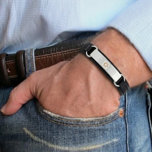 צמיד העוז לגבר עם שבב תנ”ך – חוזק של גוף, עומק של נשמה